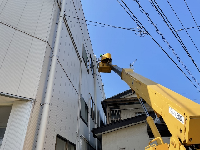 第２９６０回：ハイライダーでコーキング工事