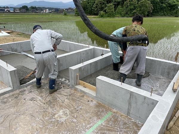 第３０４９回：『上田尻の家』基礎工事～土間コンクリート打設～
