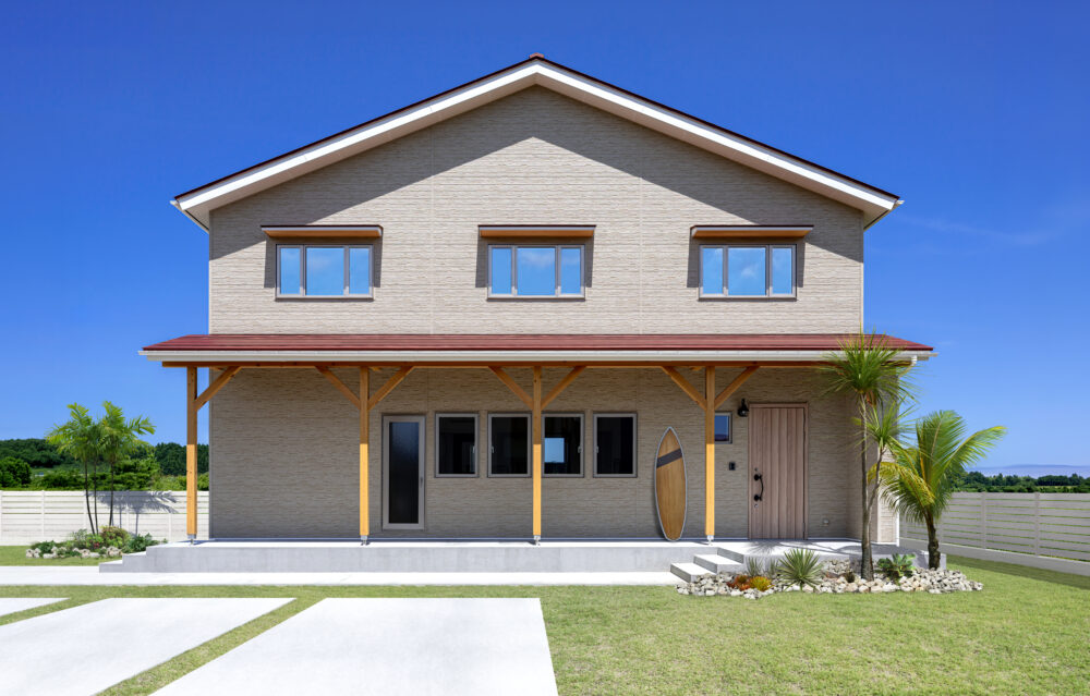 化粧庇のある日射を最大限活かす家｜ZEH Oriented｜柏崎市新道 | 株式会社 第一建築業｜柏崎市の注文住宅、リフォーム、新築一戸建て