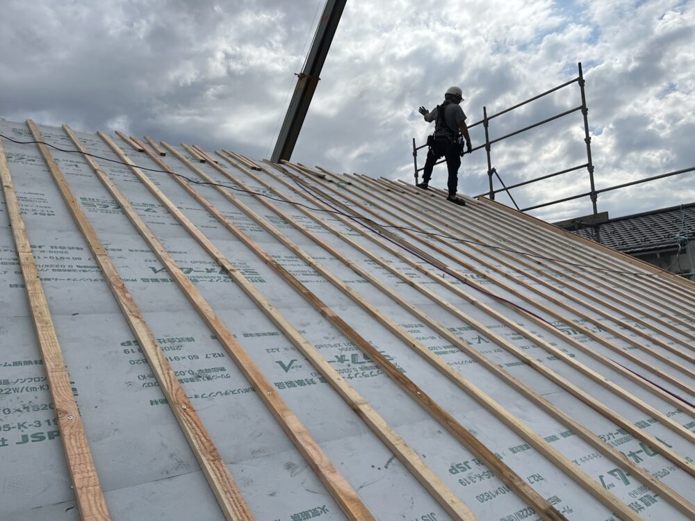 第３６８２回：『岩上の家』建て方３日目