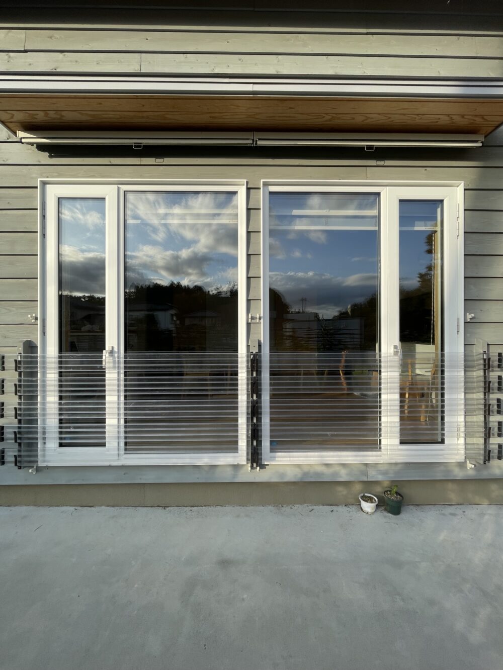 第３６８４回：『剣野町の家』冬囲い工事（クリアーの落とし板）