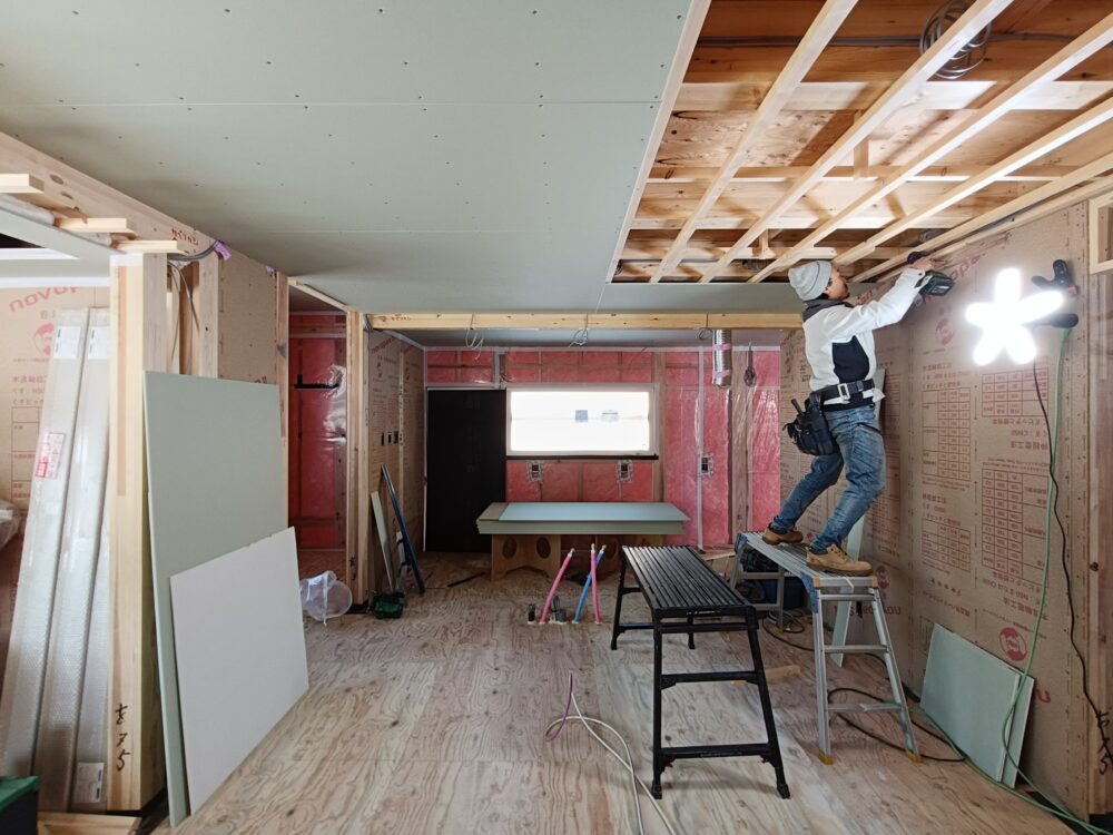 第３７１５回：『安田の家』室内の大工工事と中間気密測定